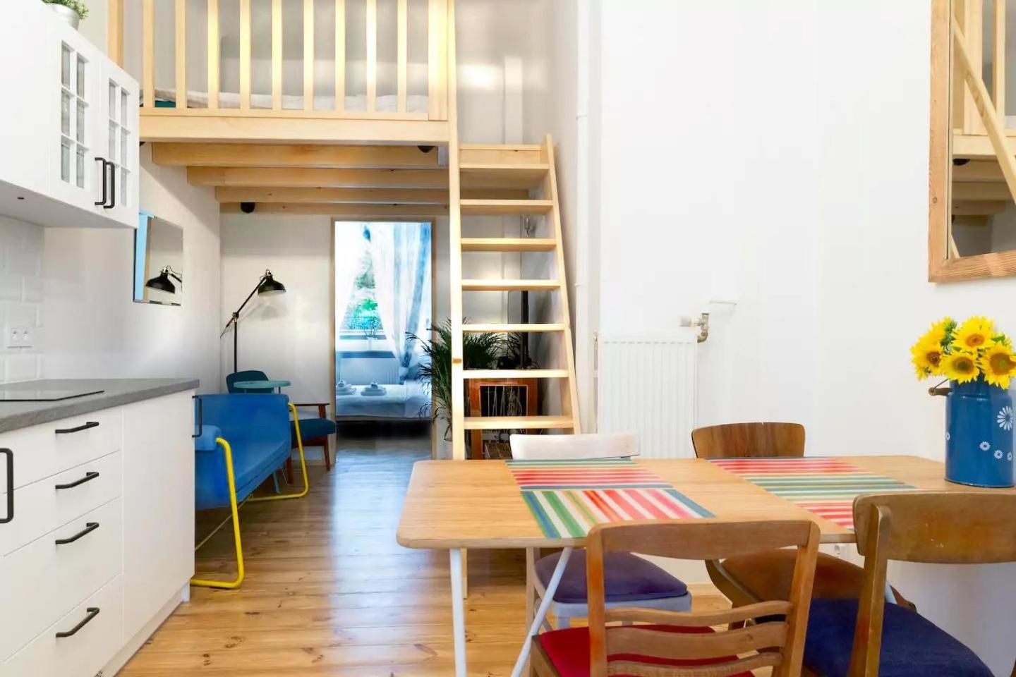 Wstapartments Retrofunky ワルシャワ エクステリア 写真